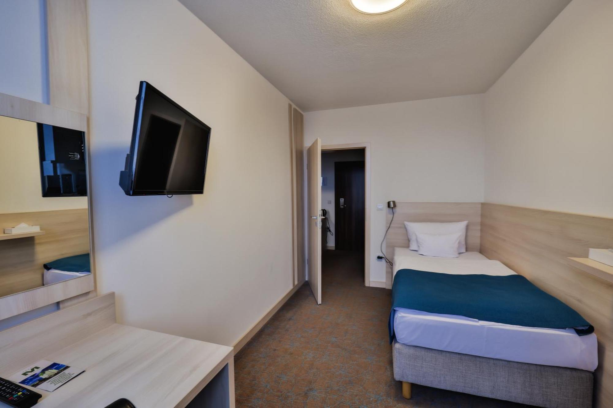 Hotel Metropol Spisska Nova Ves Exterior photo