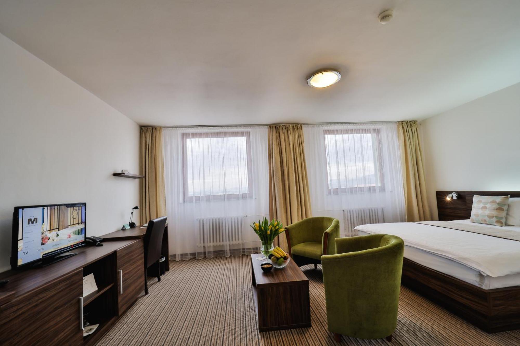 Hotel Metropol Spisska Nova Ves Exterior photo