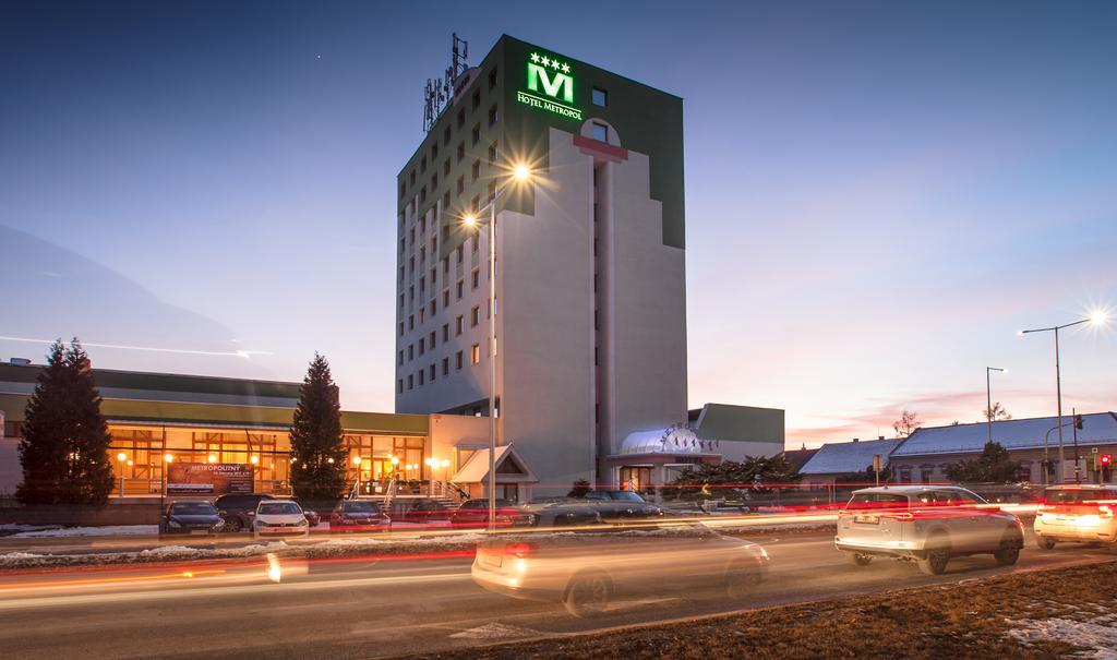 Hotel Metropol Spisska Nova Ves Exterior photo